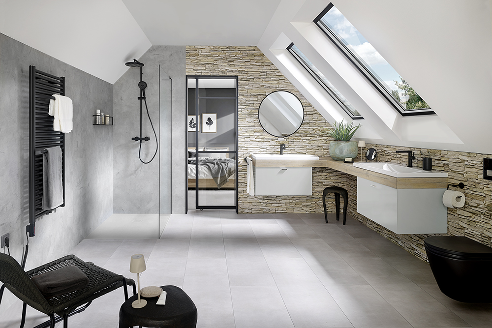 Badezimmer und Schlafzimmer vereint unter dem Dach