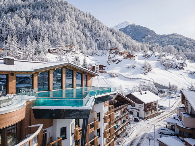 Alpine Architektur und japanische Badkultur